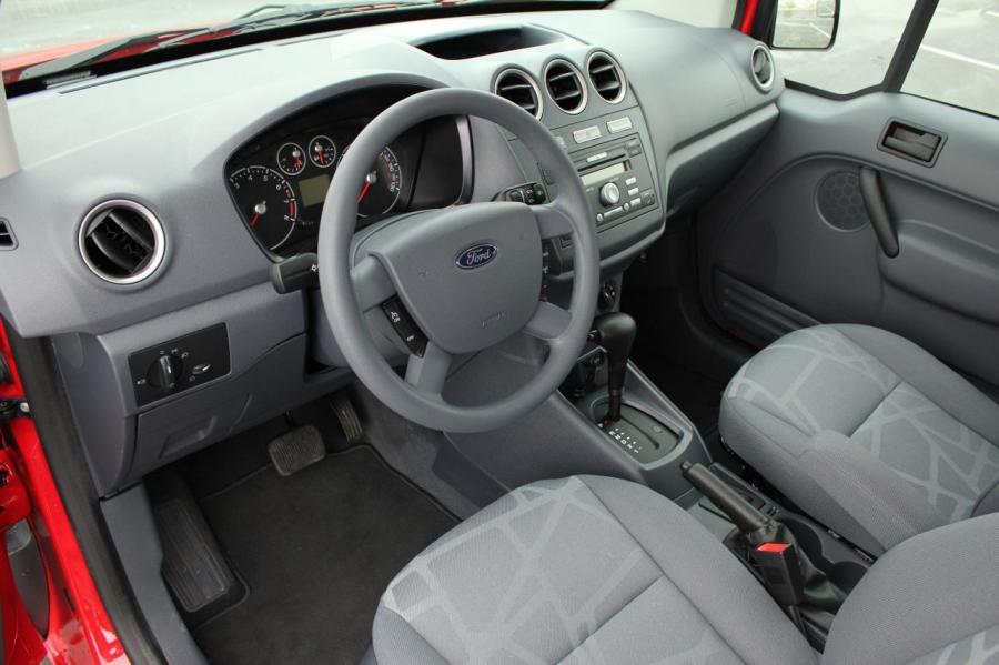  Ford Transit Connect XLT 2011 года  (фото 43 из 66)
